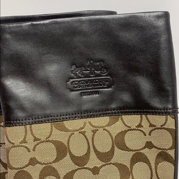 Used coach signature style boots - Picture 6 of 8
